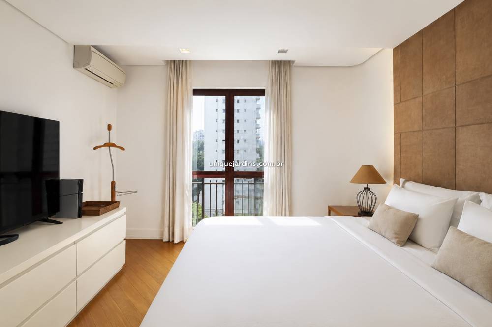 Apartamento à venda na Rua SabujiJardim Europa - 999-apartamento-jardim-europa-sao-paulo-213610-1.jpg