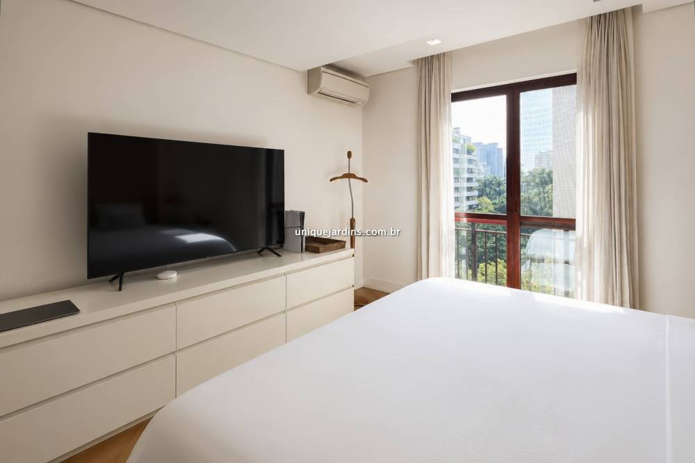 Apartamento à venda na Rua SabujiJardim Europa - 999-apartamento-jardim-europa-sao-paulo-213610-4.jpg