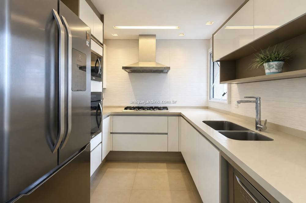 Apartamento à venda na Rua SabujiJardim Europa - 999-apartamento-jardim-europa-sao-paulo-213731-12.jpg