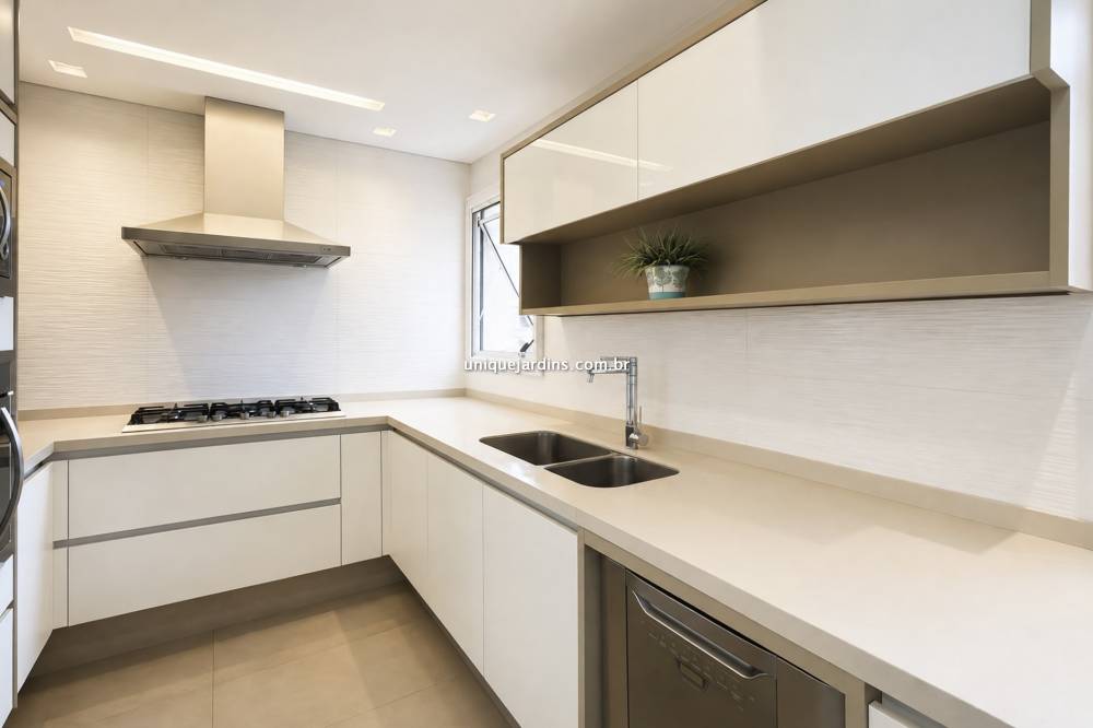 Apartamento à venda na Rua SabujiJardim Europa - 999-apartamento-jardim-europa-sao-paulo-213731-13.jpg