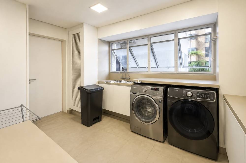 Apartamento à venda na Rua SabujiJardim Europa - 999-apartamento-jardim-europa-sao-paulo-213732-18.jpg