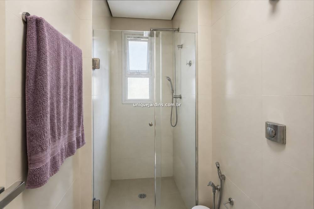 Apartamento à venda na Rua SabujiJardim Europa - 999-apartamento-jardim-europa-sao-paulo-213819-0.jpg