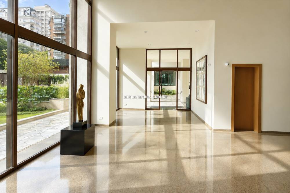 Apartamento à venda na Rua SabujiJardim Europa - 999-apartamento-jardim-europa-sao-paulo-213923-1.jpg