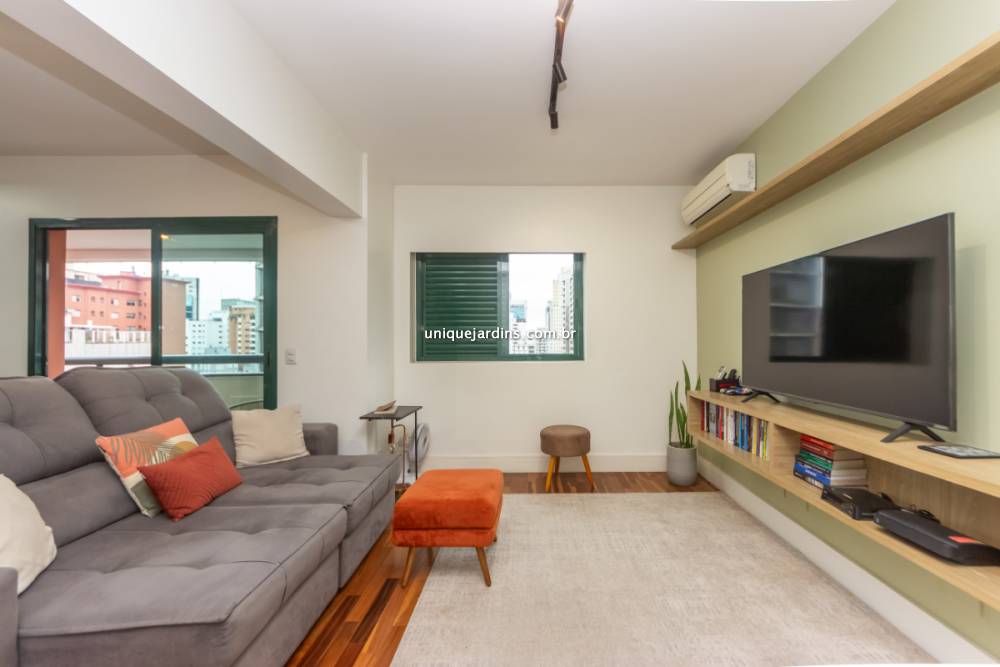 Apartamento à venda na Rua Pedroso AlvarengaItaim Bibi - apartamento-itaim-bibi-sao-paulo-142711-3.jpg