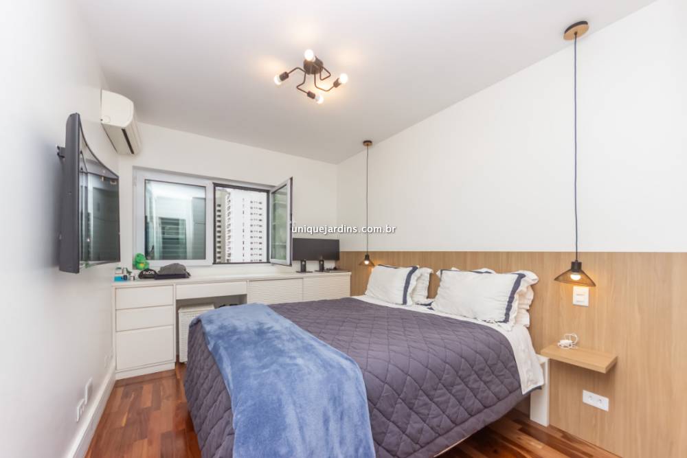 Apartamento à venda na Rua Pedroso AlvarengaItaim Bibi - apartamento-itaim-bibi-sao-paulo-142712-9.jpg