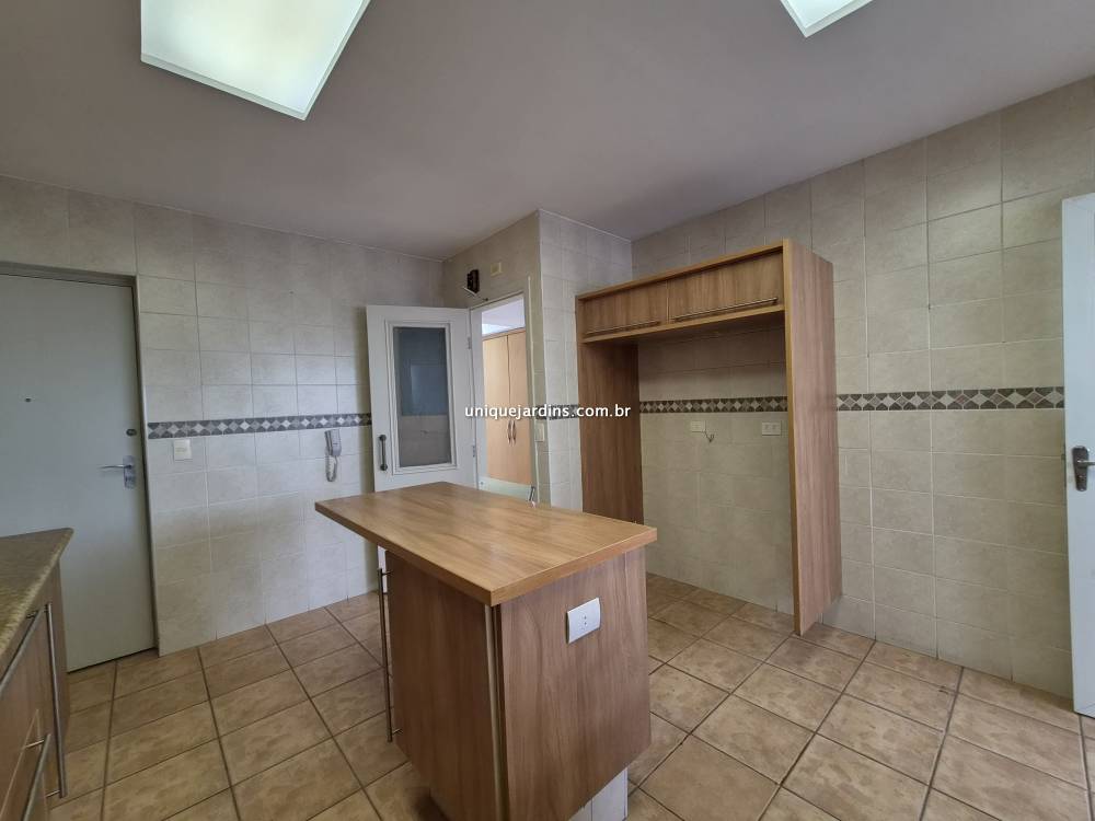 Apartamento à venda na Rua Haddock LoboJardim América - 999-apartamento-jardim-america-sao-paulo-190012-10.jpg