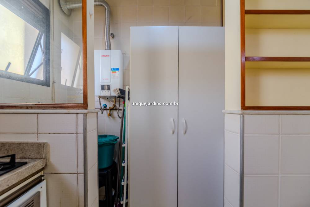 Apartamento à venda na Avenida RouxinolMoema - 999-apartamento-moema-sao-paulo-161133-10.jpg