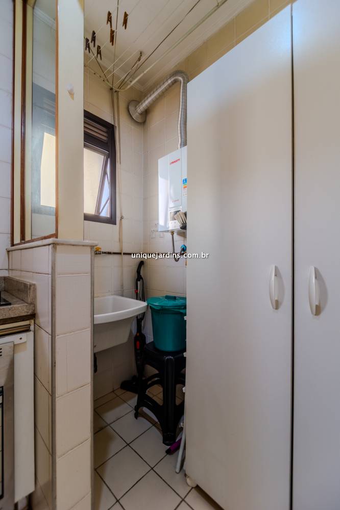 Apartamento à venda na Avenida RouxinolMoema - 999-apartamento-moema-sao-paulo-161133-11.jpg