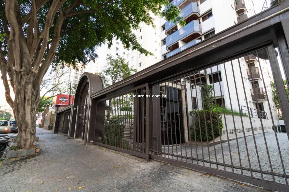 Apartamento à venda na Avenida RouxinolMoema - 999-apartamento-moema-sao-paulo-161157-1.jpg