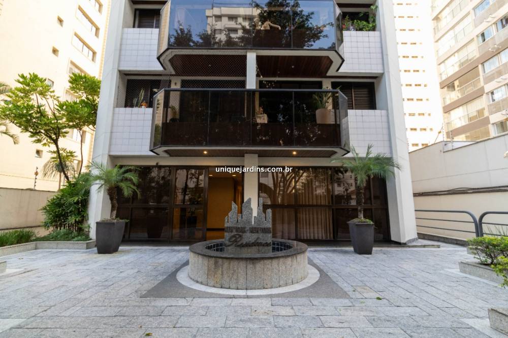 Apartamento à venda na Avenida RouxinolMoema - 999-apartamento-moema-sao-paulo-161158-3.jpg