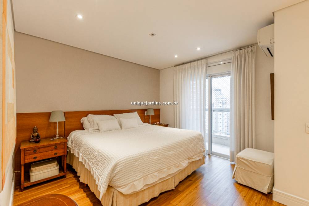Apartamento à venda na Rua Diogo JácomeVila Nova Conceição - 999-apartamento-vila-nova-conceicao-sao-paulo-103030-15.jpg