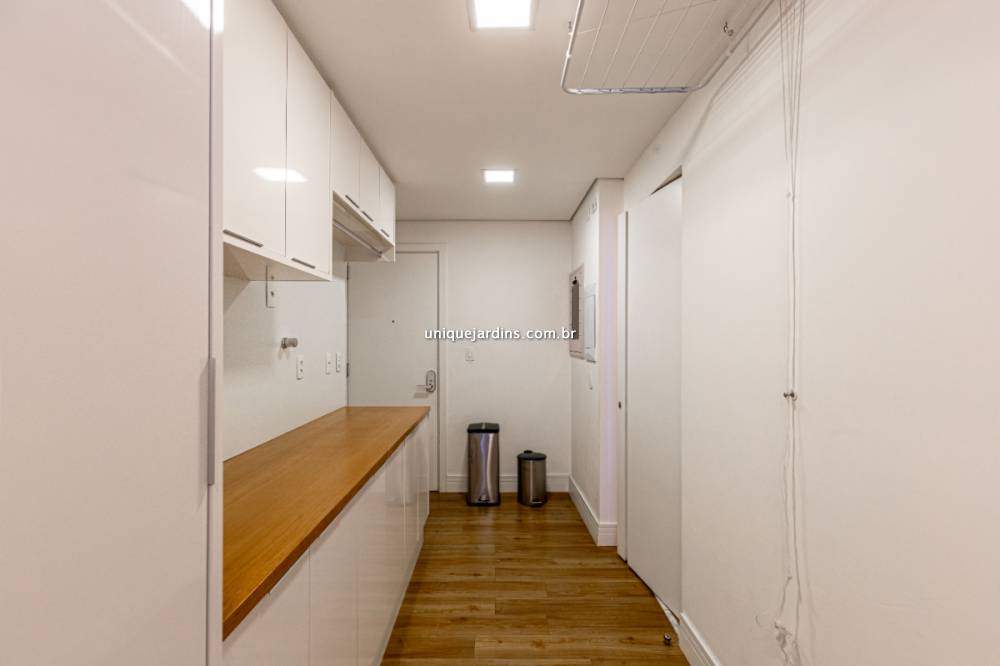 Apartamento à venda na Rua Diogo JácomeVila Nova Conceição - 999-apartamento-vila-nova-conceicao-sao-paulo-103126-2.jpg