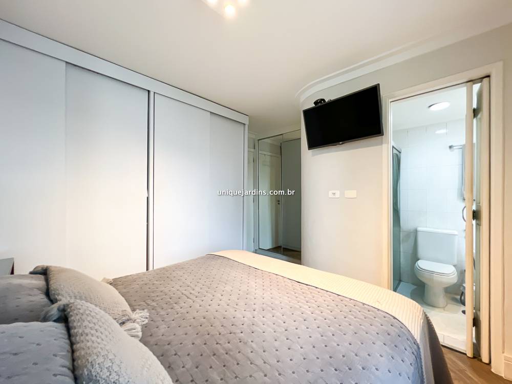 Apartamento à venda na Rua Bueno BrandãoVila Nova Conceição - 999-apartamento-vila-nova-conceicao-sao-paulo-105645-0.jpg