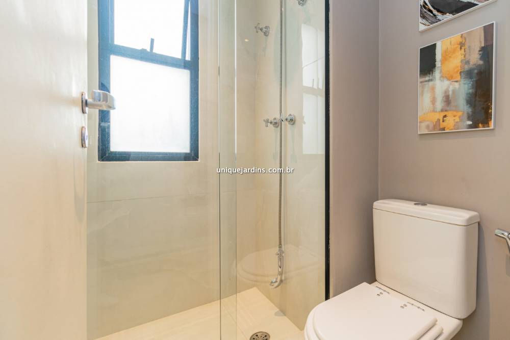Apartamento à venda na Rua das FiandeirasVila Olímpia - 999-apartamento-vila-olimpia-sao-paulo-115421-0.jpg