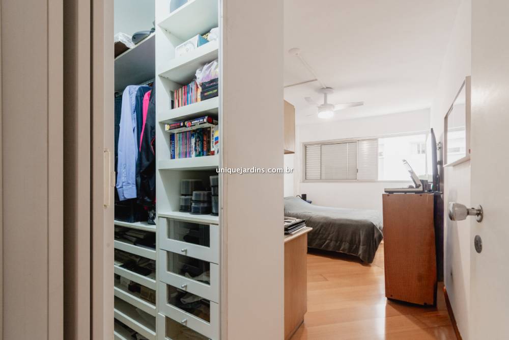 Apartamento à venda na Rua CubatãoVila Mariana - 999-apartamento-vila-mariana-sao-paulo-182948-1.jpg
