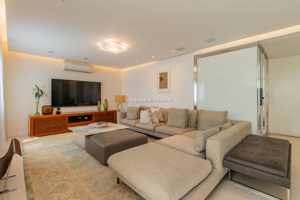 Apartamento à venda na Rua Gabriele D'AnnunzioCampo Belo - 999-apartamento-campo-belo-sao-paulo-114516-2.jpg