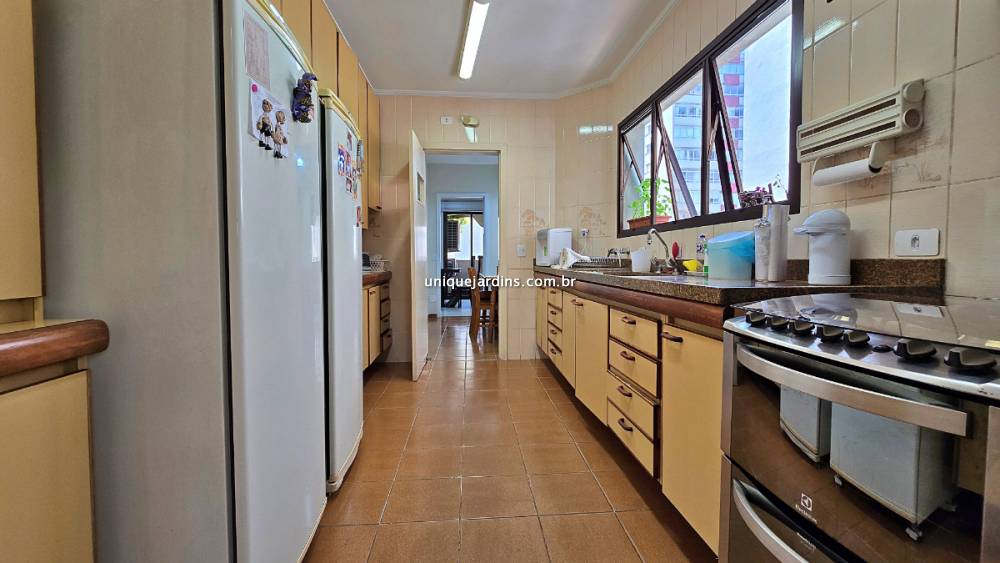 Apartamento à venda na Rua MaranhãoHigienópolis - 999-apartamento-higienopolis-sao-paulo-120521-0.jpg