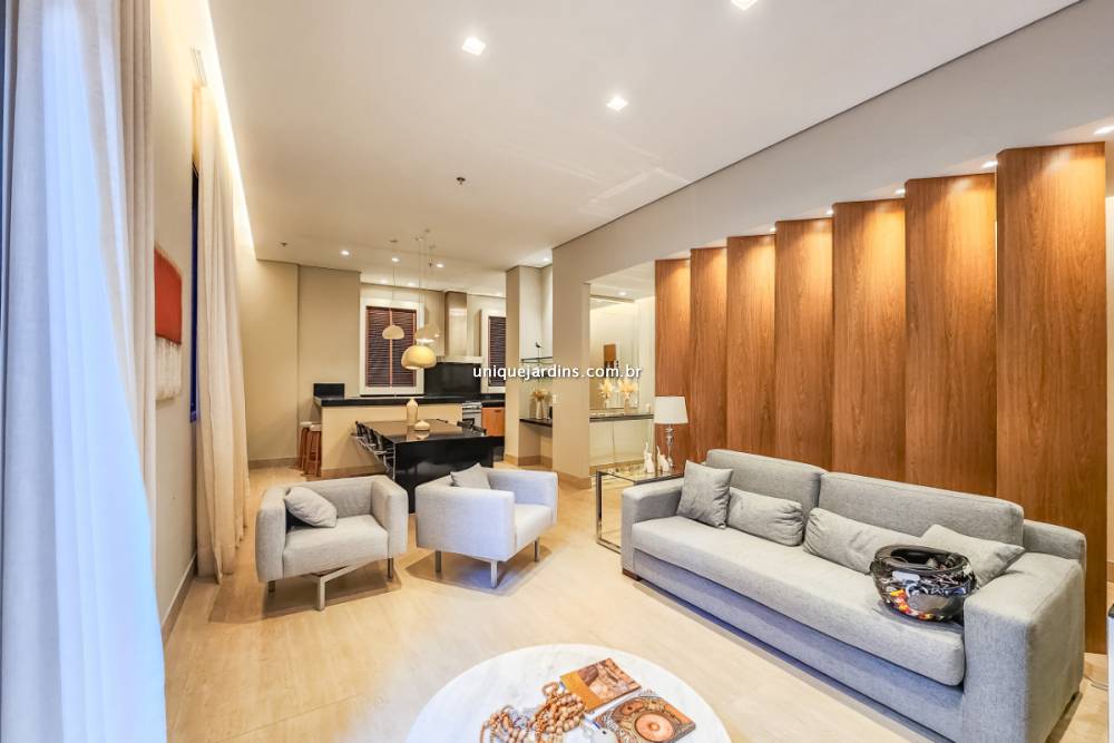 Apartamento à venda na Rua Bandeira PaulistaItaim Bibi - 999-apartamento-itaim-bibi-sao-paulo-124223-0.jpg