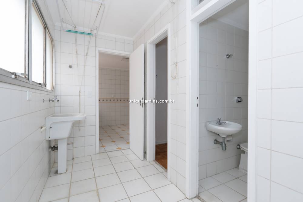 Apartamento à venda na Rua Pedroso AlvarengaItaim Bibi - 999-apartamento-itaim-bibi-sao-paulo-214205-6.jpg