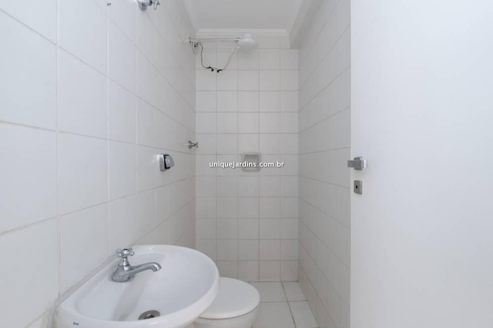 Apartamento à venda na Rua Pedroso AlvarengaItaim Bibi - 999-apartamento-itaim-bibi-sao-paulo-214205-8.jpg