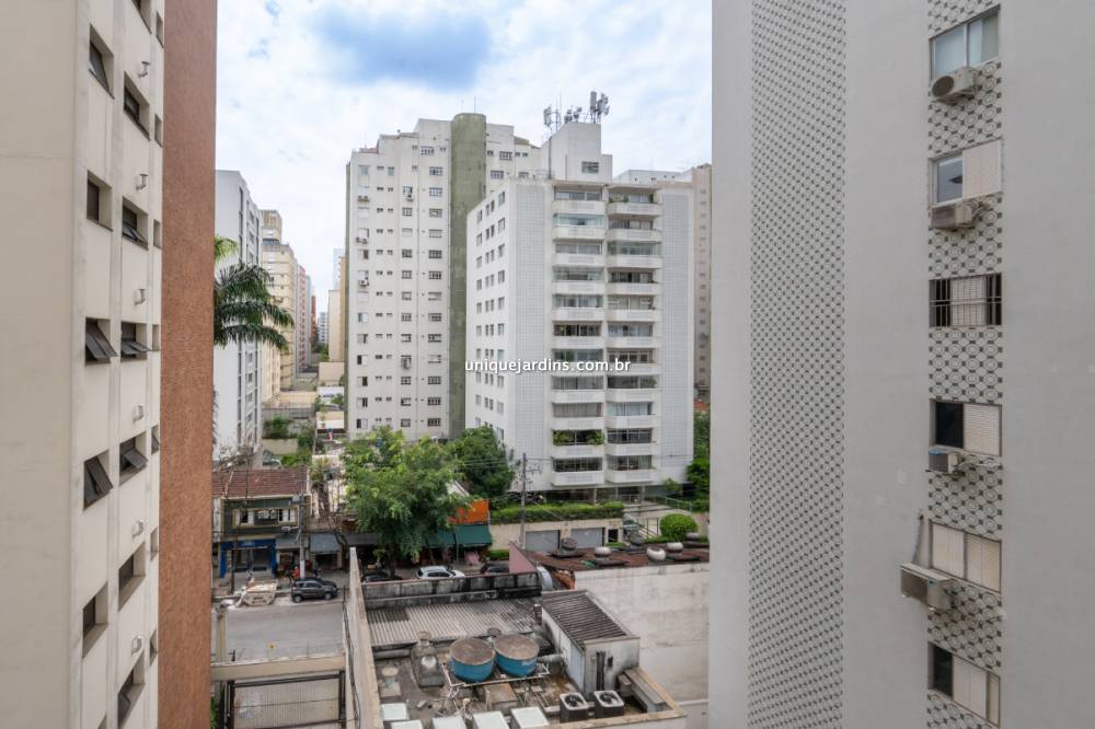 Apartamento à venda na Rua Pedroso AlvarengaItaim Bibi - 999-apartamento-itaim-bibi-sao-paulo-214205-9.jpg