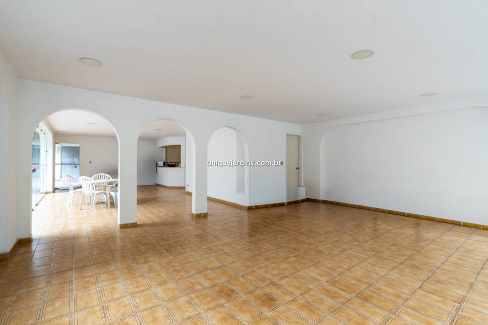Apartamento à venda na Rua Pedroso AlvarengaItaim Bibi - 999-apartamento-itaim-bibi-sao-paulo-214222-0.jpg