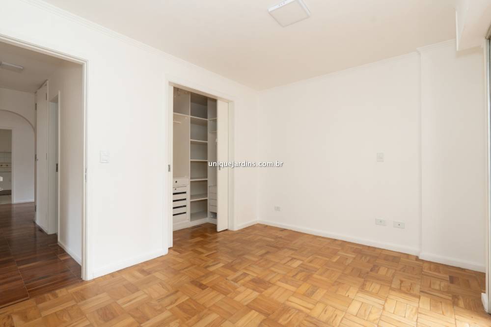 Apartamento à venda na Rua Pedroso AlvarengaItaim Bibi - apartamento-itaim-bibi-sao-paulo-214148-17.jpg