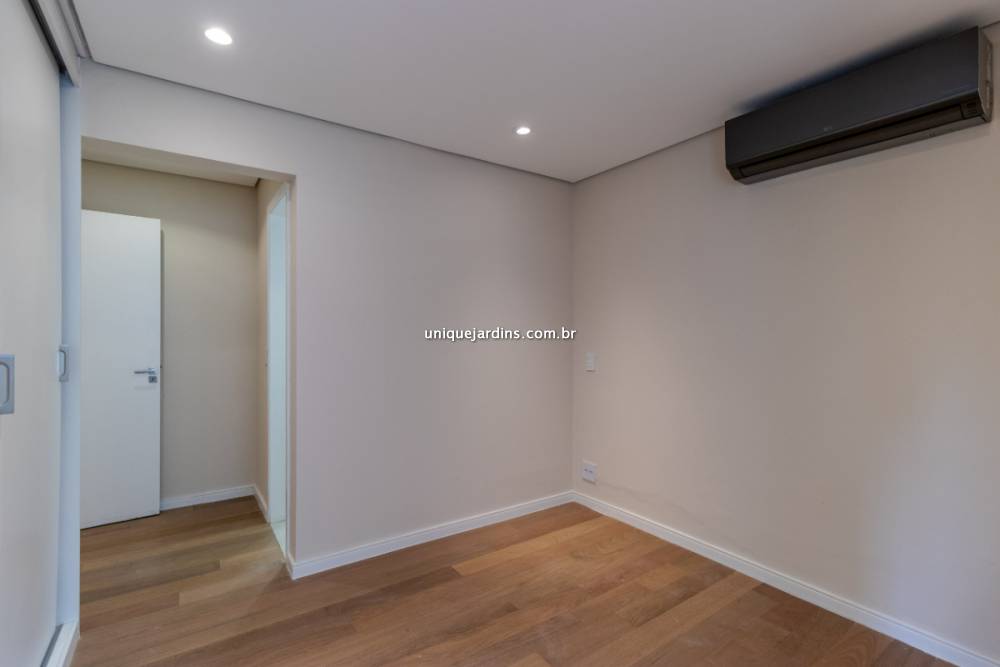 Apartamento à venda na Rua HelenaVila Olímpia - apartamento-vila-olimpia-sao-paulo-121345-16.jpg