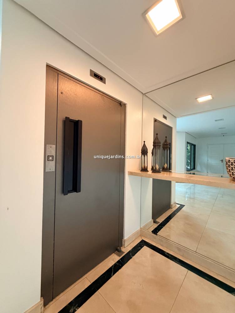 Apartamento à venda na Rua Gomes de CarvalhoVila Olímpia - 999-apartamento-vila-olimpia-sao-paulo-110611-8.jpg
