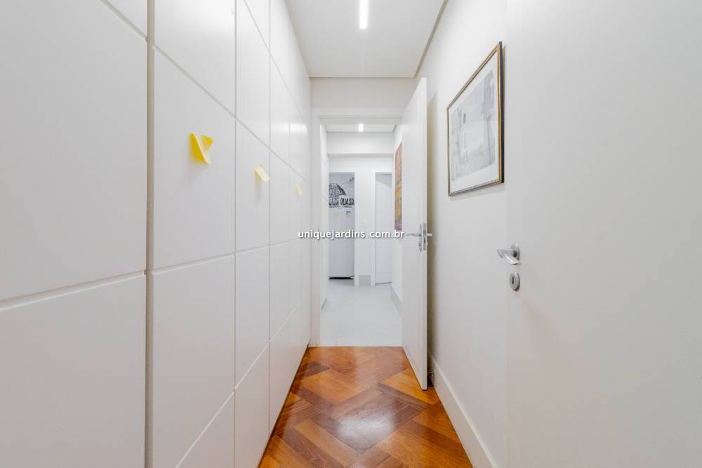 Apartamento à venda na Rua ItaguabaHigienópolis - 999-apartamento-higienopolis-sao-paulo-194141-3.jpg