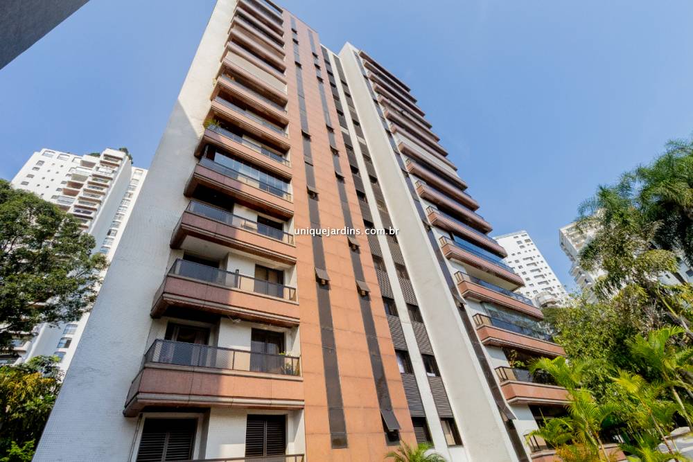 Apartamento à venda na Rua ItaguabaHigienópolis - 999-apartamento-higienopolis-sao-paulo-194203-0.jpg