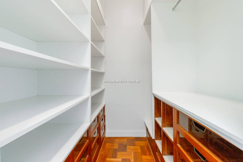 Apartamento à venda na Avenida AngélicaHigienópolis - 999-apartamento-higienopolis-sao-paulo-195914-2.jpg