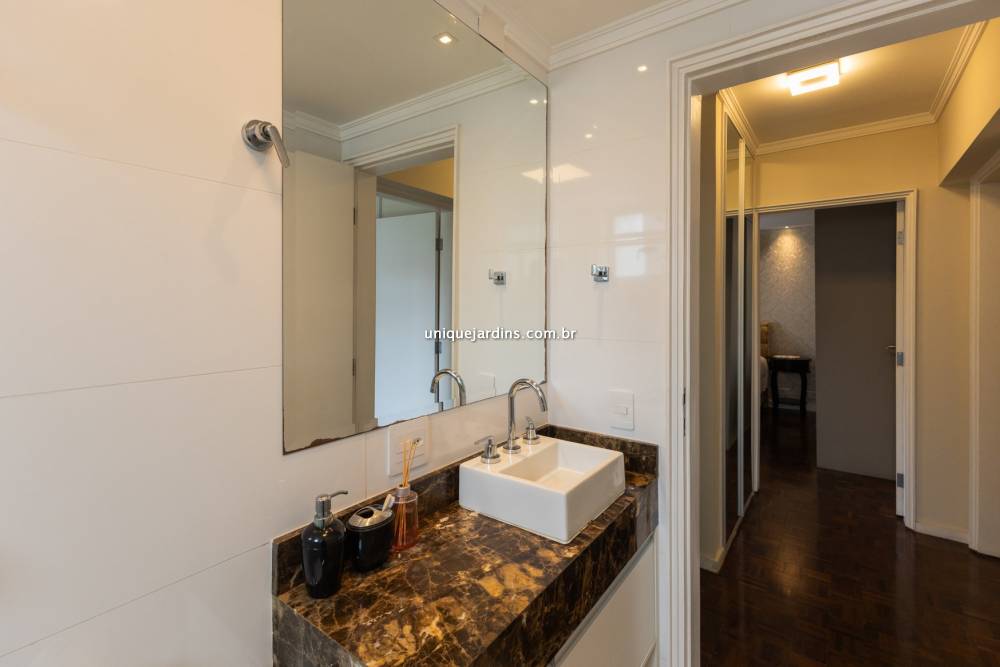 Apartamento à venda na Rua Doutor Veiga FilhoHigienópolis - 999-apartamento-higienopolis-sao-paulo-113436-10.jpg