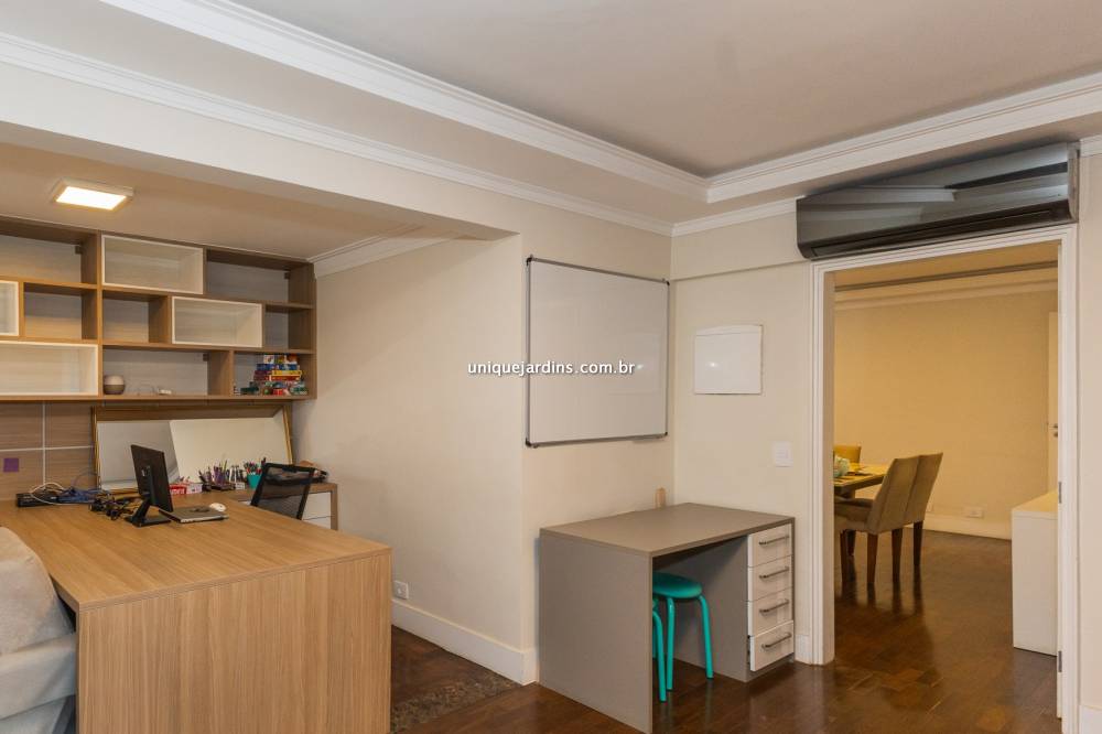 Apartamento à venda na Rua Doutor Veiga FilhoHigienópolis - 999-apartamento-higienopolis-sao-paulo-113507-0.jpg