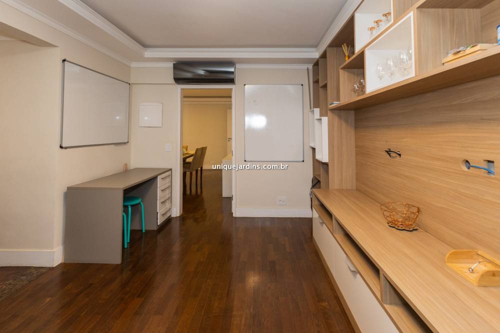 Apartamento à venda na Rua Doutor Veiga FilhoHigienópolis - 999-apartamento-higienopolis-sao-paulo-113507-1.jpg