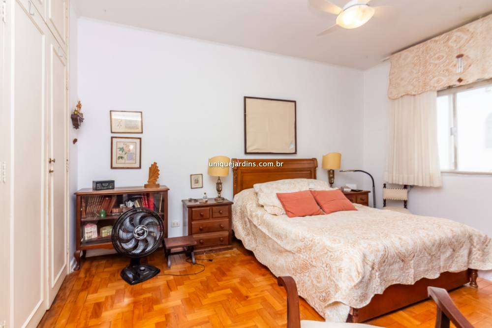 Apartamento à venda na Rua da ConsolaçãoJardim América - 999-apartamento-jardim-america-sao-paulo-225531-0.jpg