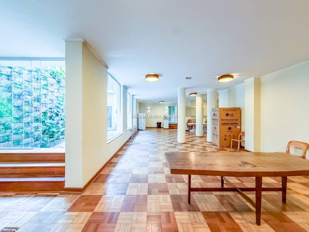 Apartamento à venda na Rua da ConsolaçãoJardim América - 999-apartamento-jardim-america-sao-paulo-225542-0.jpg