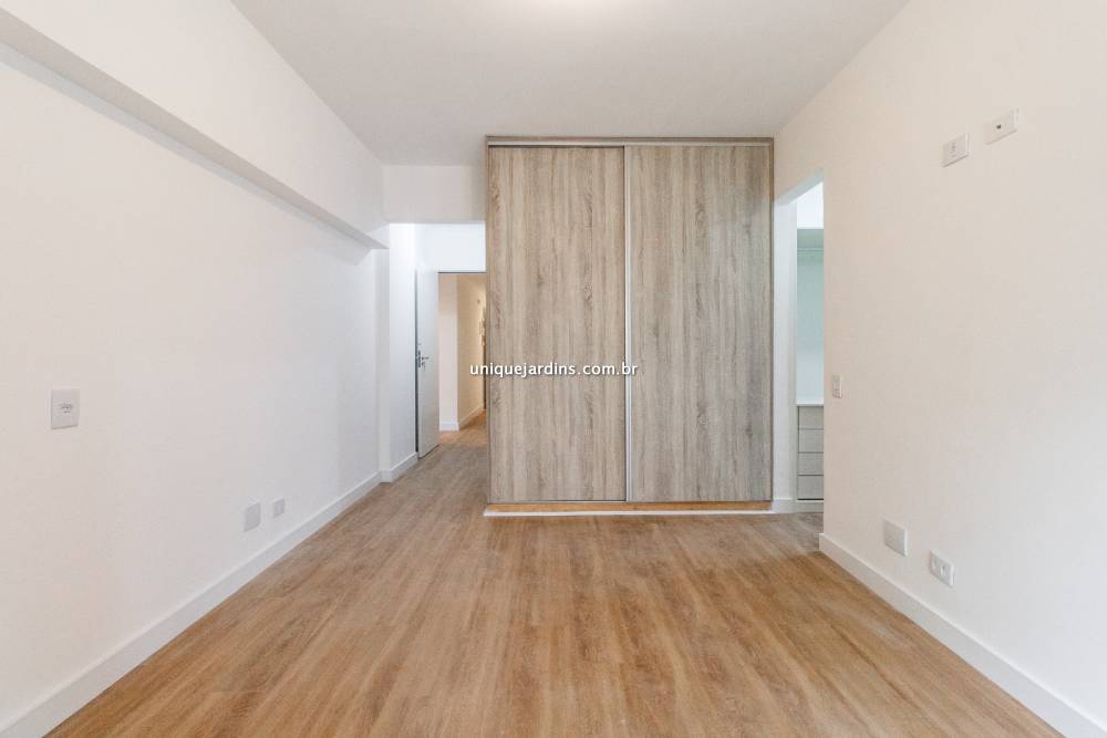 Apartamento à venda na Rua Doutor Albuquerque LinsHigienópolis - 999-apartamento-higienopolis-sao-paulo-104521-2.jpg