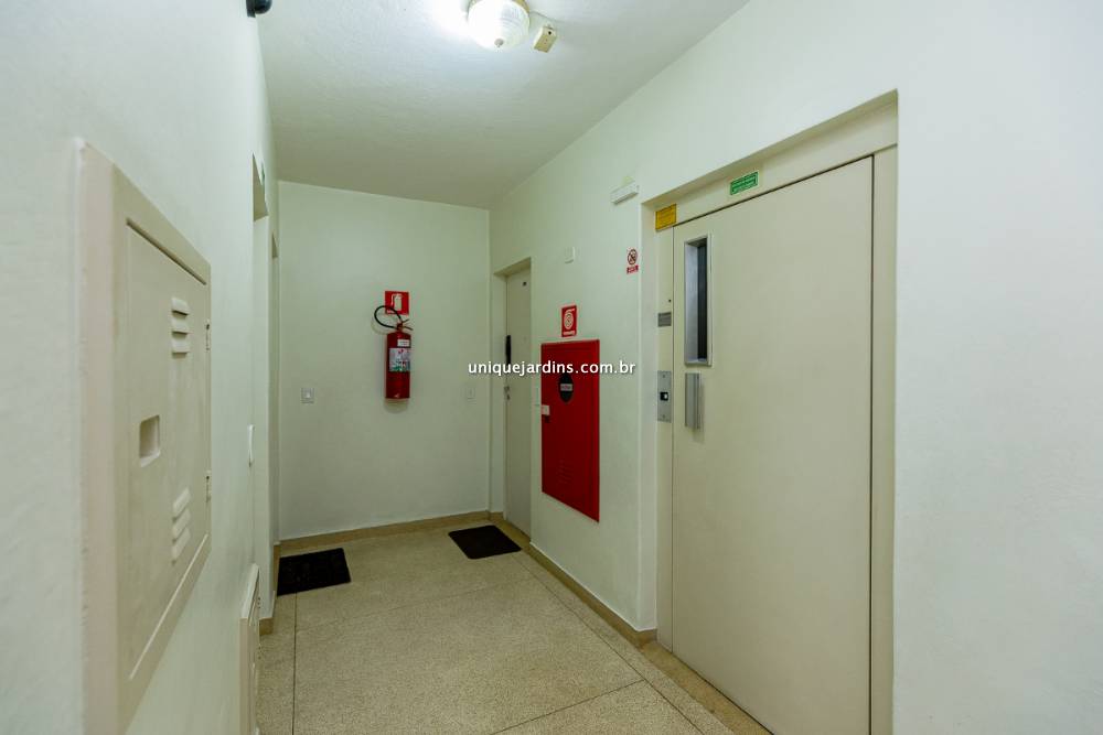 Apartamento à venda na Avenida Doutor Cardoso de MeloVila Olímpia - 999-apartamento-vila-olimpia-sao-paulo-121153-4.jpg