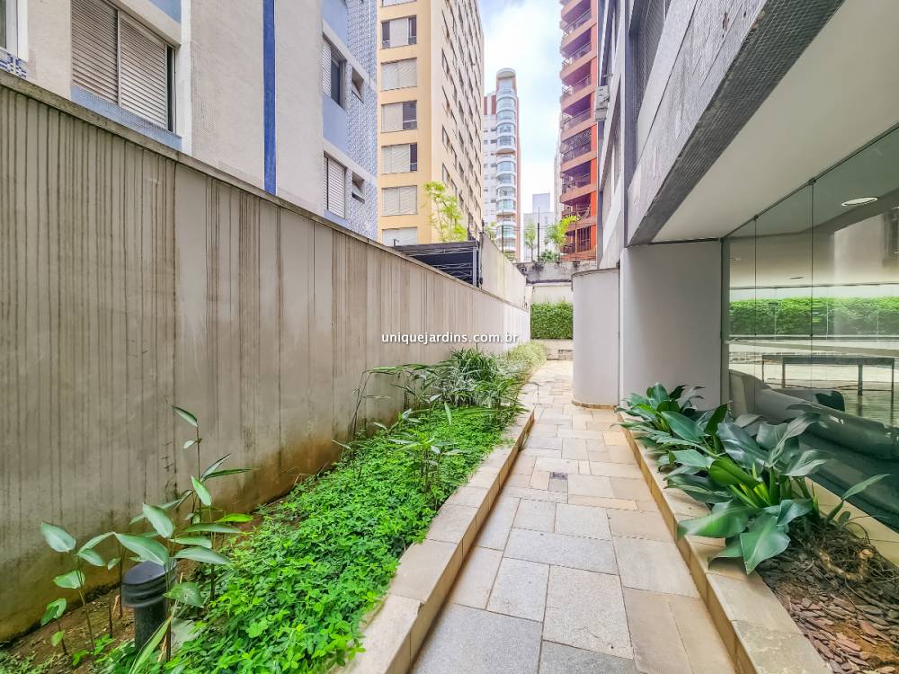 Apartamento à venda na Rua ItacemaItaim Bibi - 999-apartamento-itaim-bibi-sao-paulo-144424-1.jpg