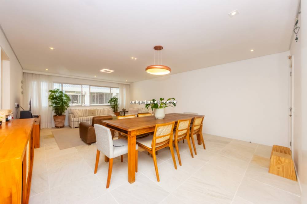 Apartamento à venda na Rua ItacemaItaim Bibi - 999-apartamento-itaim-bibi-sao-paulo-144500-1.jpg
