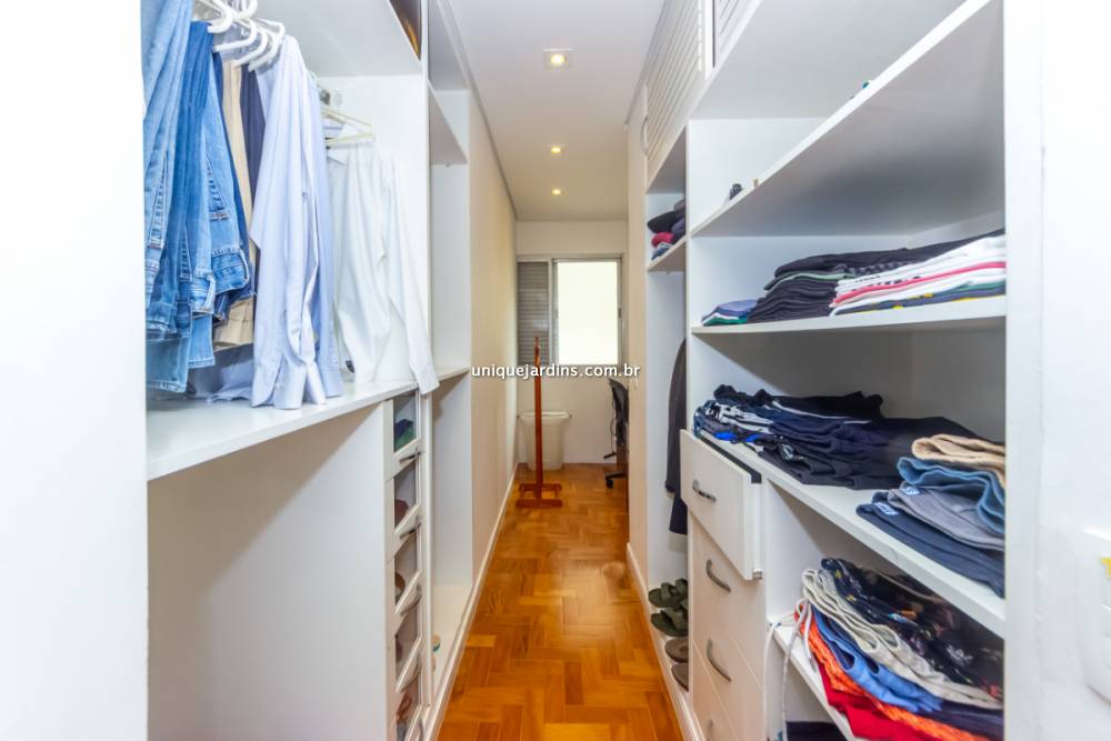 Apartamento à venda na Rua ItacemaItaim Bibi - 999-apartamento-itaim-bibi-sao-paulo-144502-15.jpg