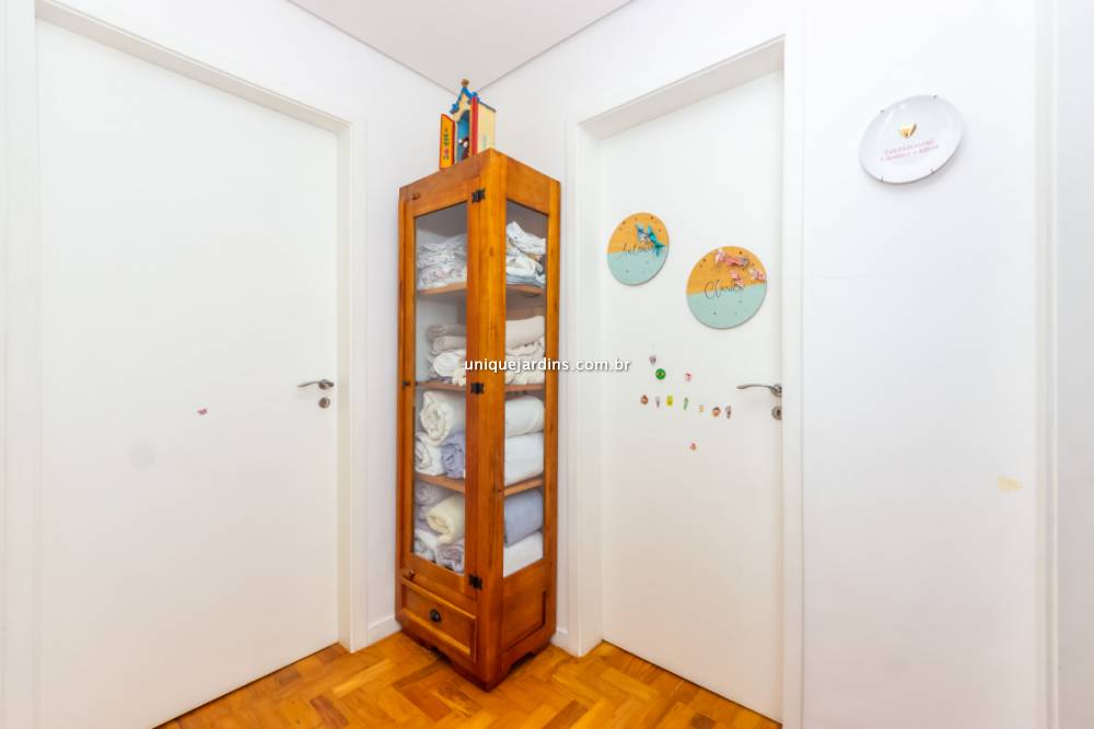 Apartamento à venda na Rua ItacemaItaim Bibi - 999-apartamento-itaim-bibi-sao-paulo-144623-4.jpg