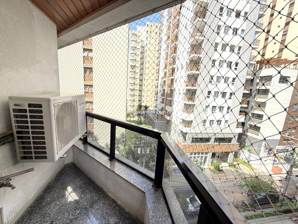 Apartamento à venda na Rua Doutor Franco da RochaPerdizes - 999-apartamento-perdizes-sao-paulo-110142-0.jpg