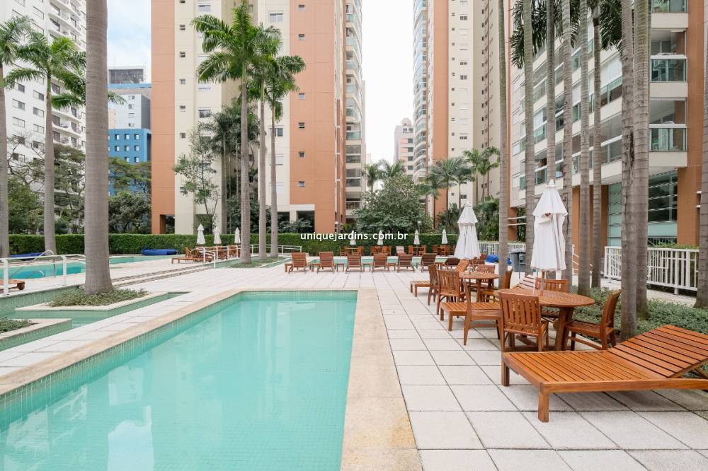 Apartamento à venda na Rua HelenaVila Olímpia - 999-apartamento-vila-olimpia-sao-paulo-141939-0.jpg
