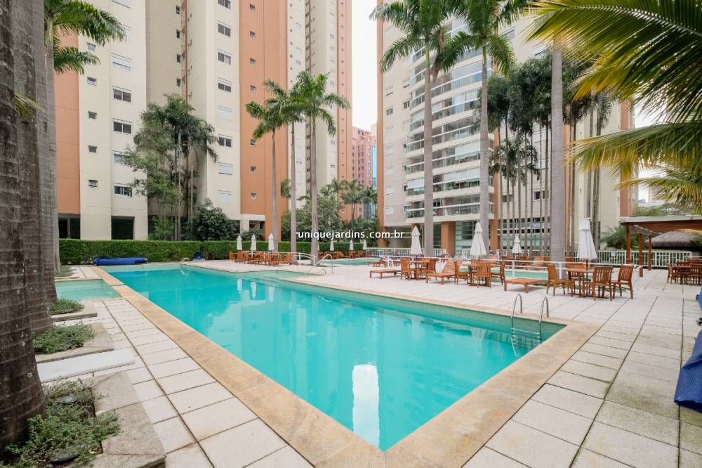 Apartamento à venda na Rua HelenaVila Olímpia - 999-apartamento-vila-olimpia-sao-paulo-141940-1.jpg