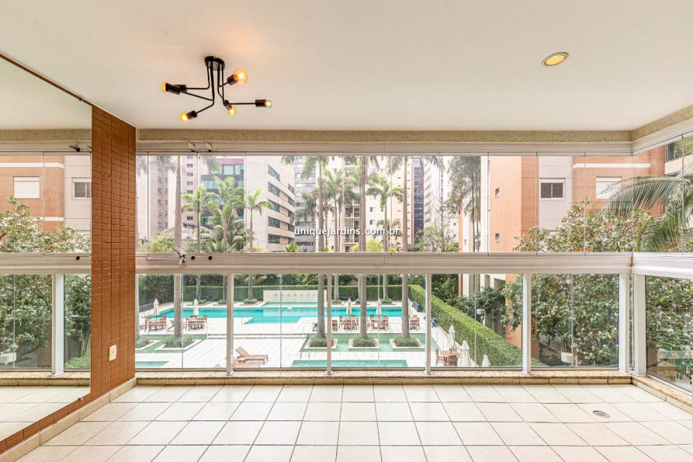 Apartamento à venda na Rua HelenaVila Olímpia - apartamento-vila-olimpia-sao-paulo-141851-2.jpg