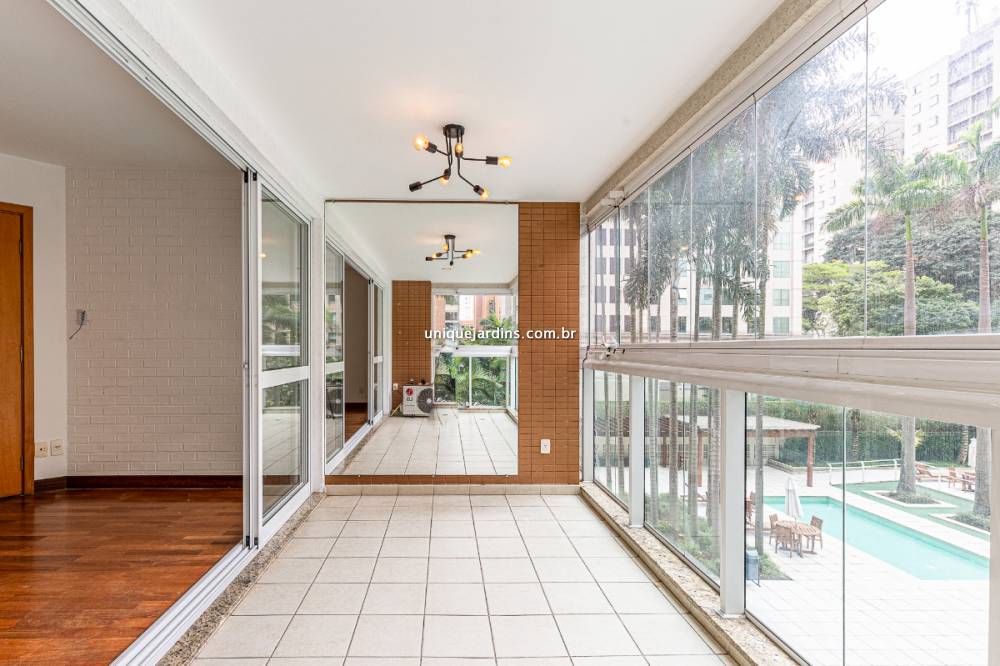 Apartamento à venda na Rua HelenaVila Olímpia - apartamento-vila-olimpia-sao-paulo-141851-3.jpg