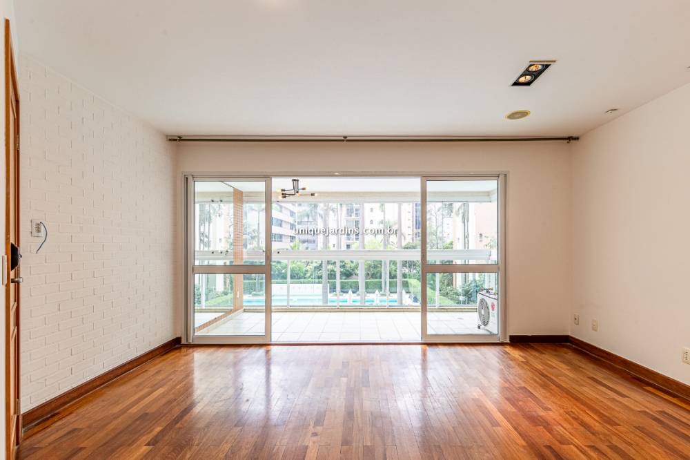 Apartamento à venda na Rua HelenaVila Olímpia - apartamento-vila-olimpia-sao-paulo-141853-12.jpg