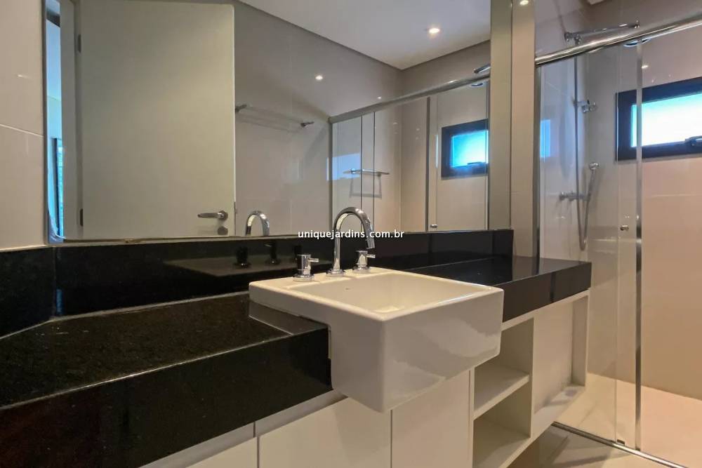 Apartamento à venda na Rua Elvira FerrazVila Olímpia - 999-apartamento-vila-olimpia-sao-paulo-143409-3.jpg